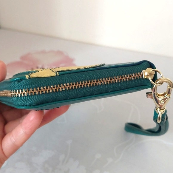 Fossil long zip around leather wallet - Picture 5 of 12